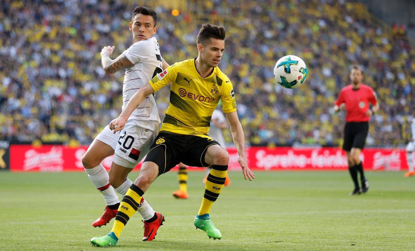 大发娱乐平台-奥格斯堡守擂成功，坚守主场取胜