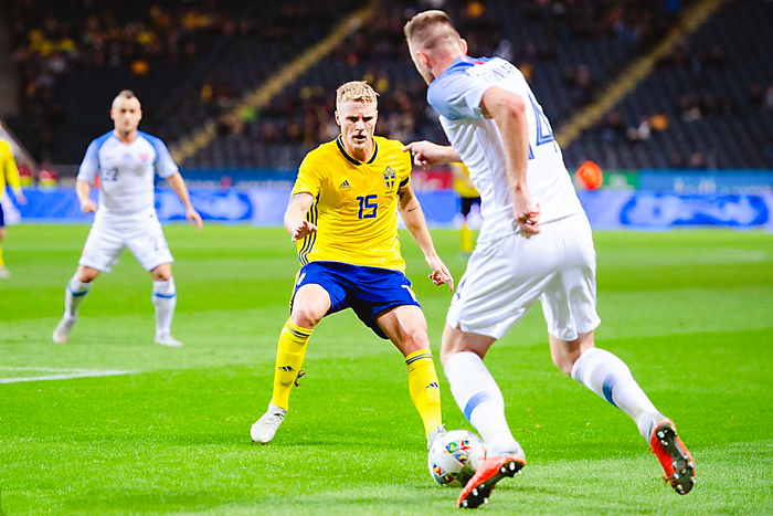 俄罗斯队欧预赛赢得三分，晋级希望增大的简单介绍