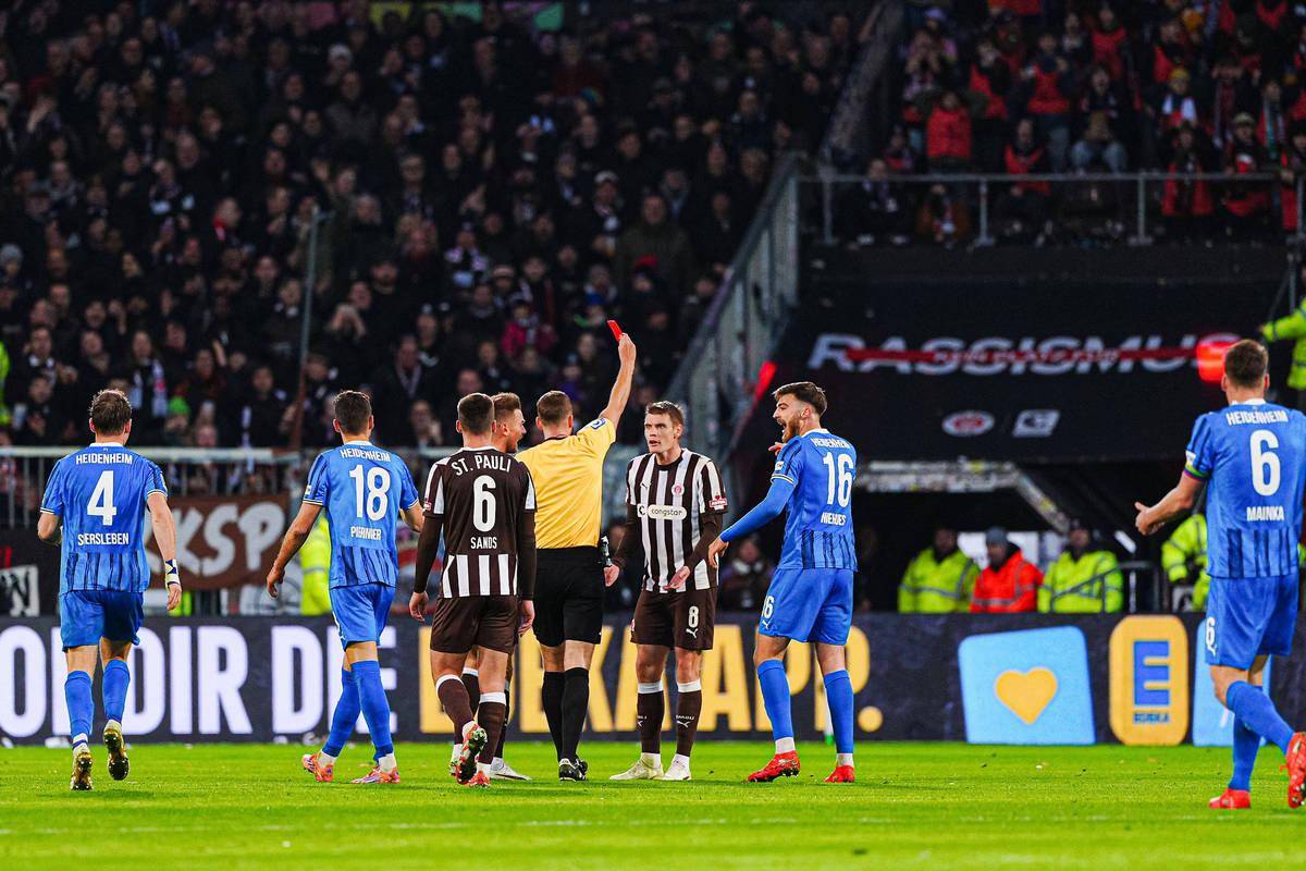 尤文图斯主场惨败，冠军联赛资格疑似难保